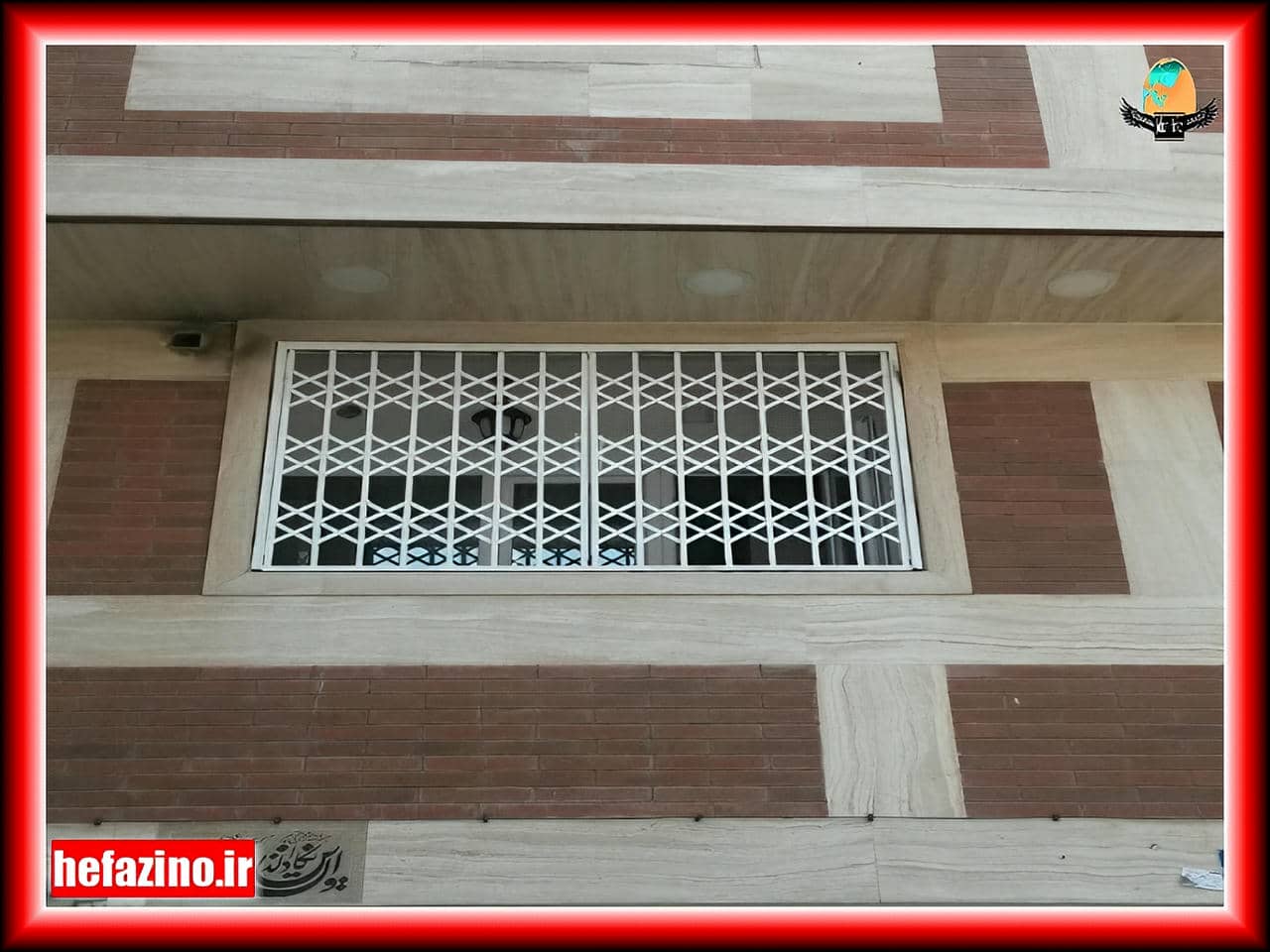 حفاظ آکاردئونی برای حفاظت از اماکن عمومی