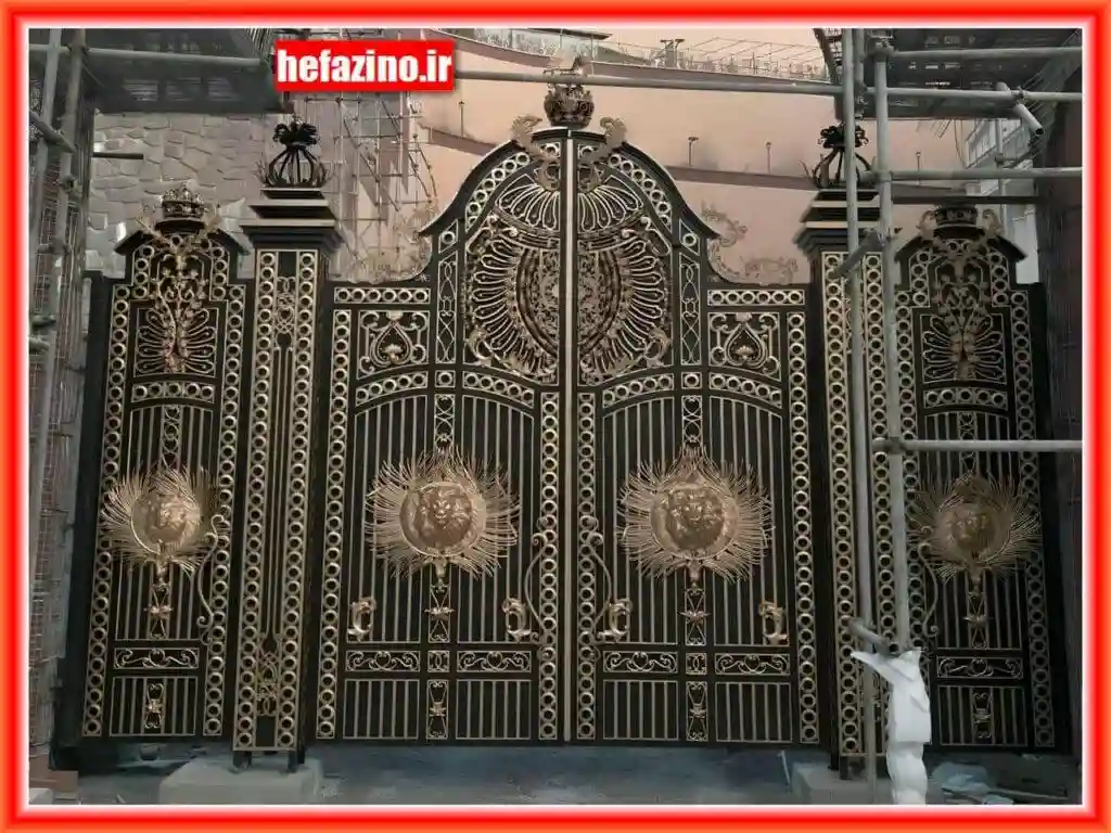 معرفی درب حیاط آهنی و فرفورژه