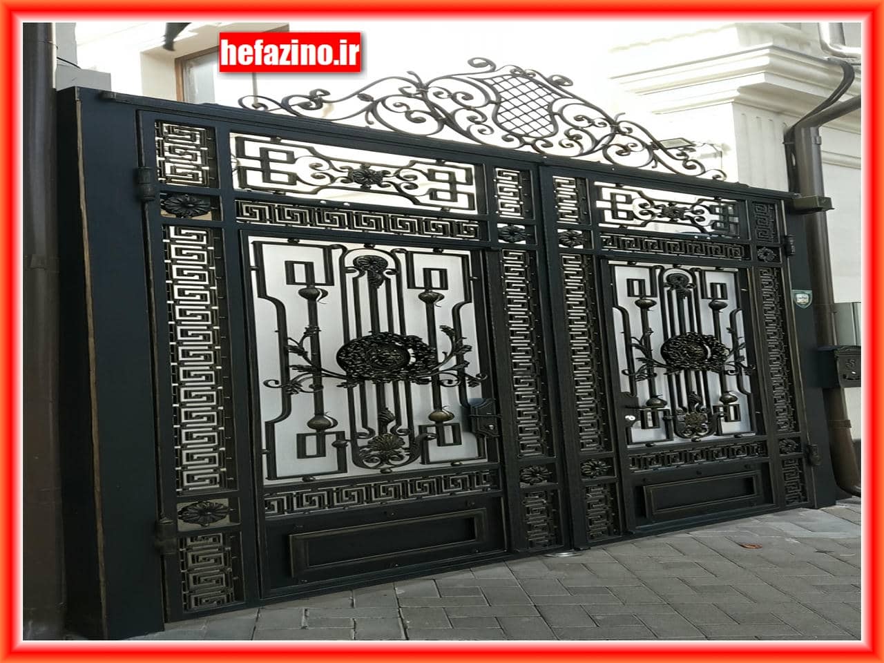 ساخت سفارشی درب حیاط فرفورژه