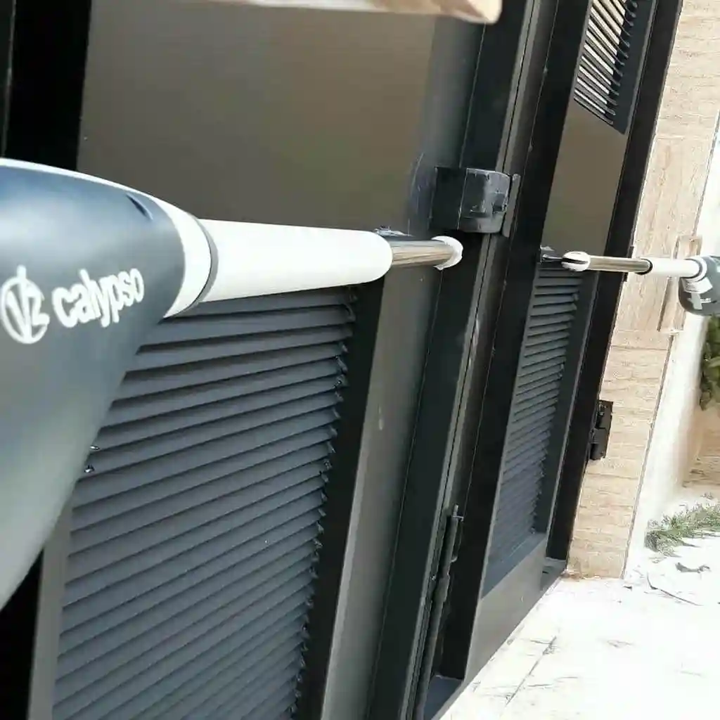 جک درب پارکینگ بازویی 165 جک درب پارکینگ هیدرولیک: دوام بالا برای تردد سنگین