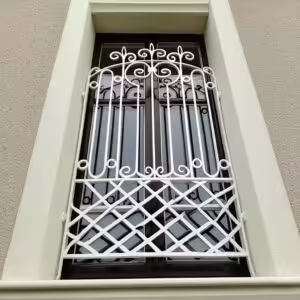 حفاظ پنجره مدل رز