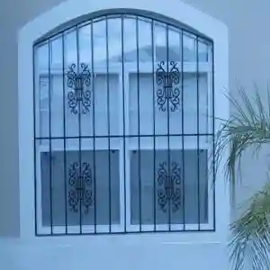 حفاظ پنجره مدل نقشینه