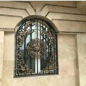 عکس حفاظ پنجره