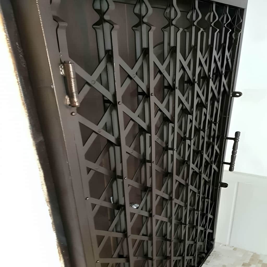 نصب حفاظ آکاردئونی