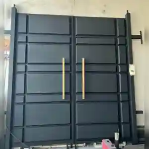 درب مدرن رادون فلزی ویلایی