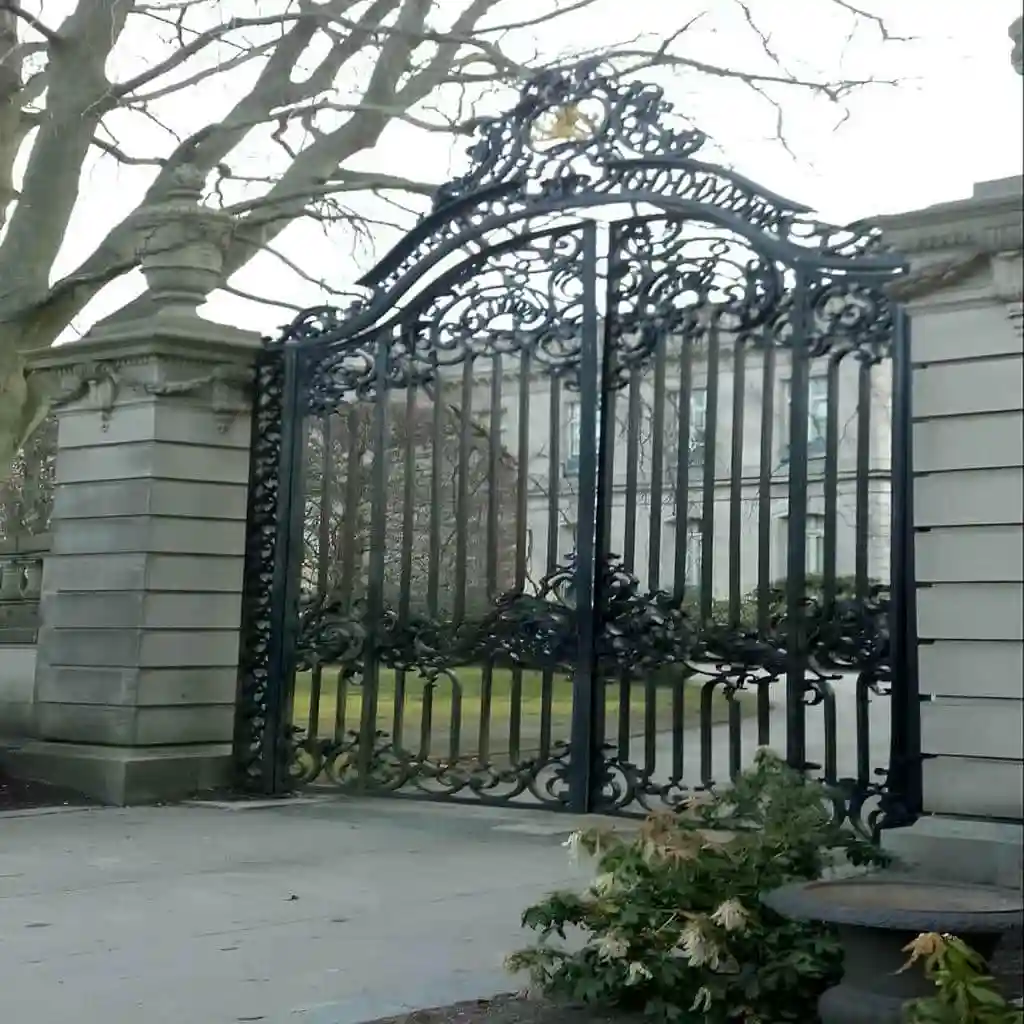 کارخانه ساخت درب فلزی ورودی ویلا سفارشی