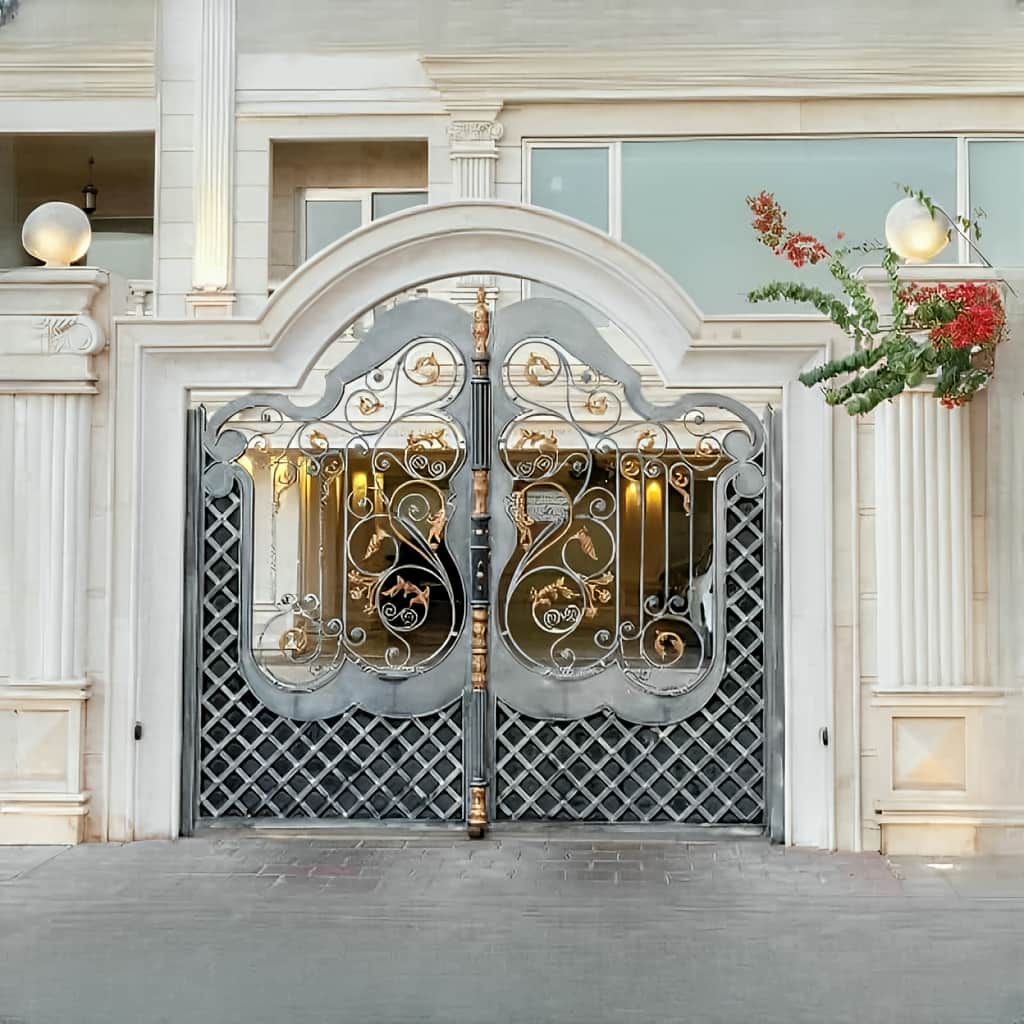 نصب درب مدل ارغوان حیاط