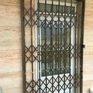 درب آکاردئونی حفاظ در اهواز