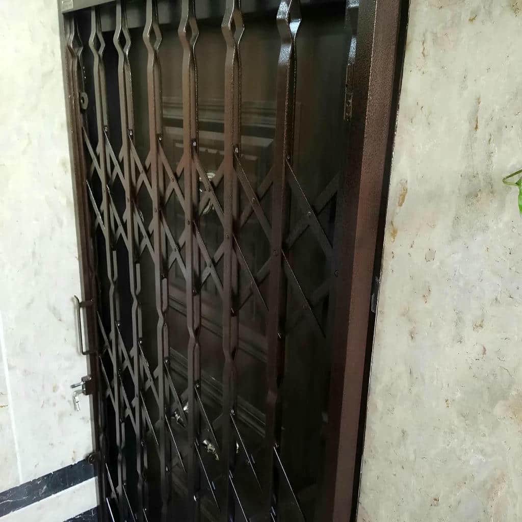 خرید درب آکاردئونی حفاظ متحرک کلاسیک در مشهد