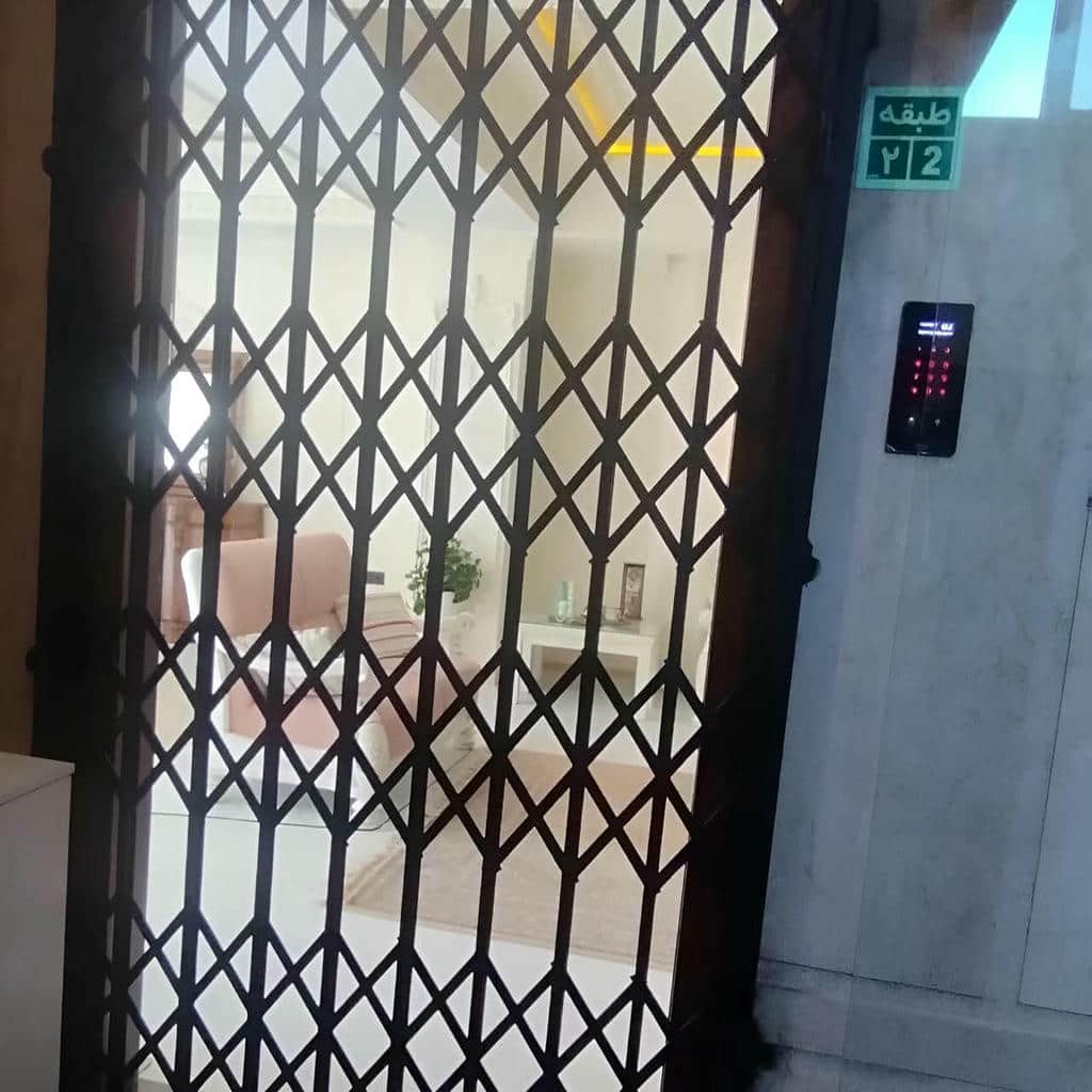 فروش درب آکاردئونی حفاظ متحرک سفارشی در تبریز