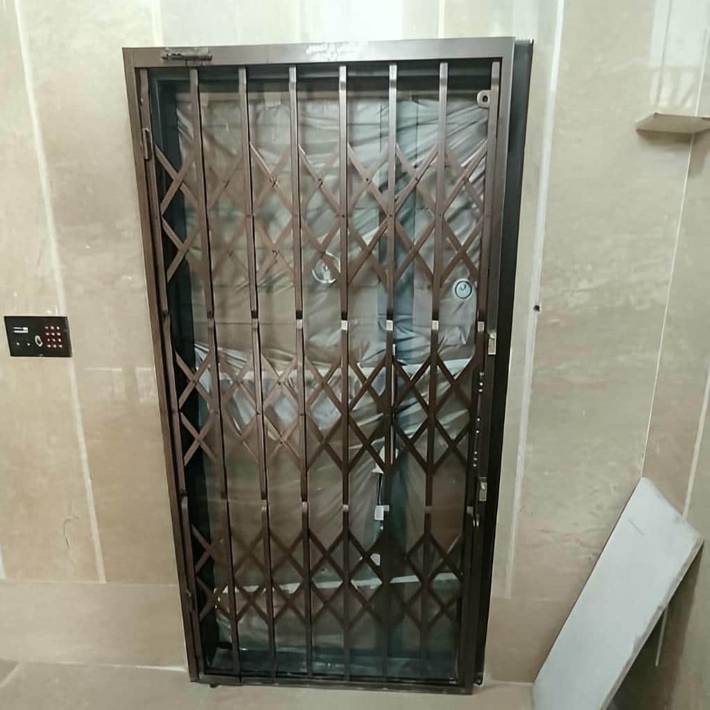 درب آکاردئونی حفاظ متحرک در آبادان