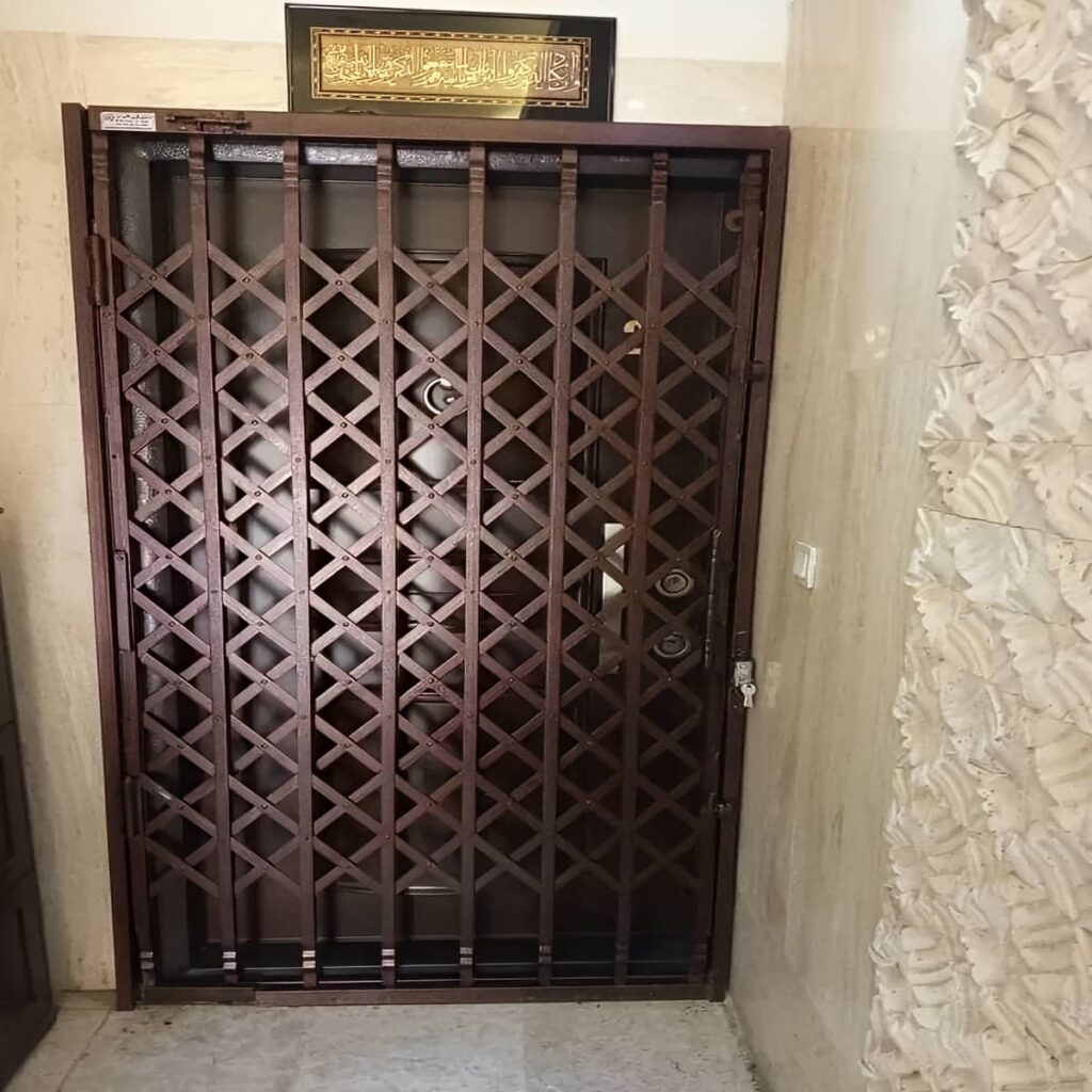 فروش درب آکاردئونی حفاظ متحرک استاندارد در اصفهان
