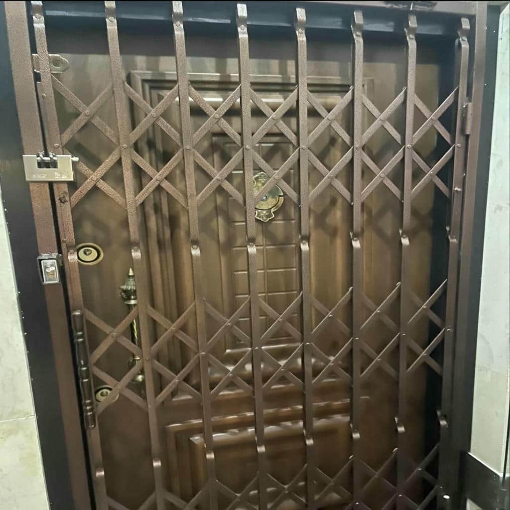 خرید درب آکاردئونی حفاظ متحرک فرفورژه در کمال شهر