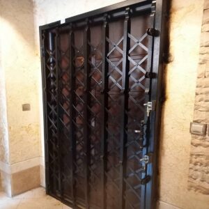 درب آکاردئونی حفاظ متحرک در رشت