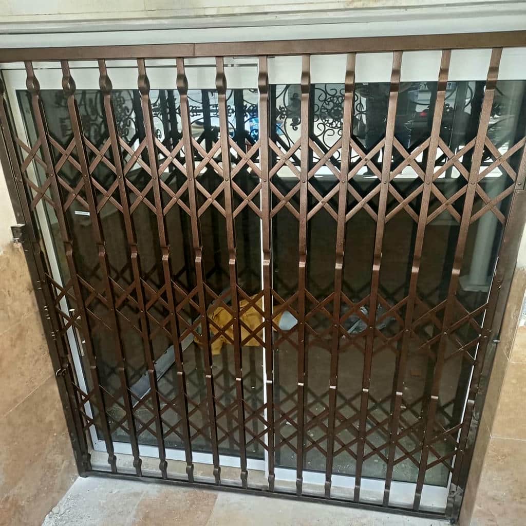 درب آکاردئونی حفاظ متحرک در شیراز