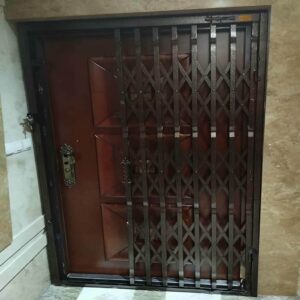 درب آکاردئونی حفاظ متحرک در بندر دیلم