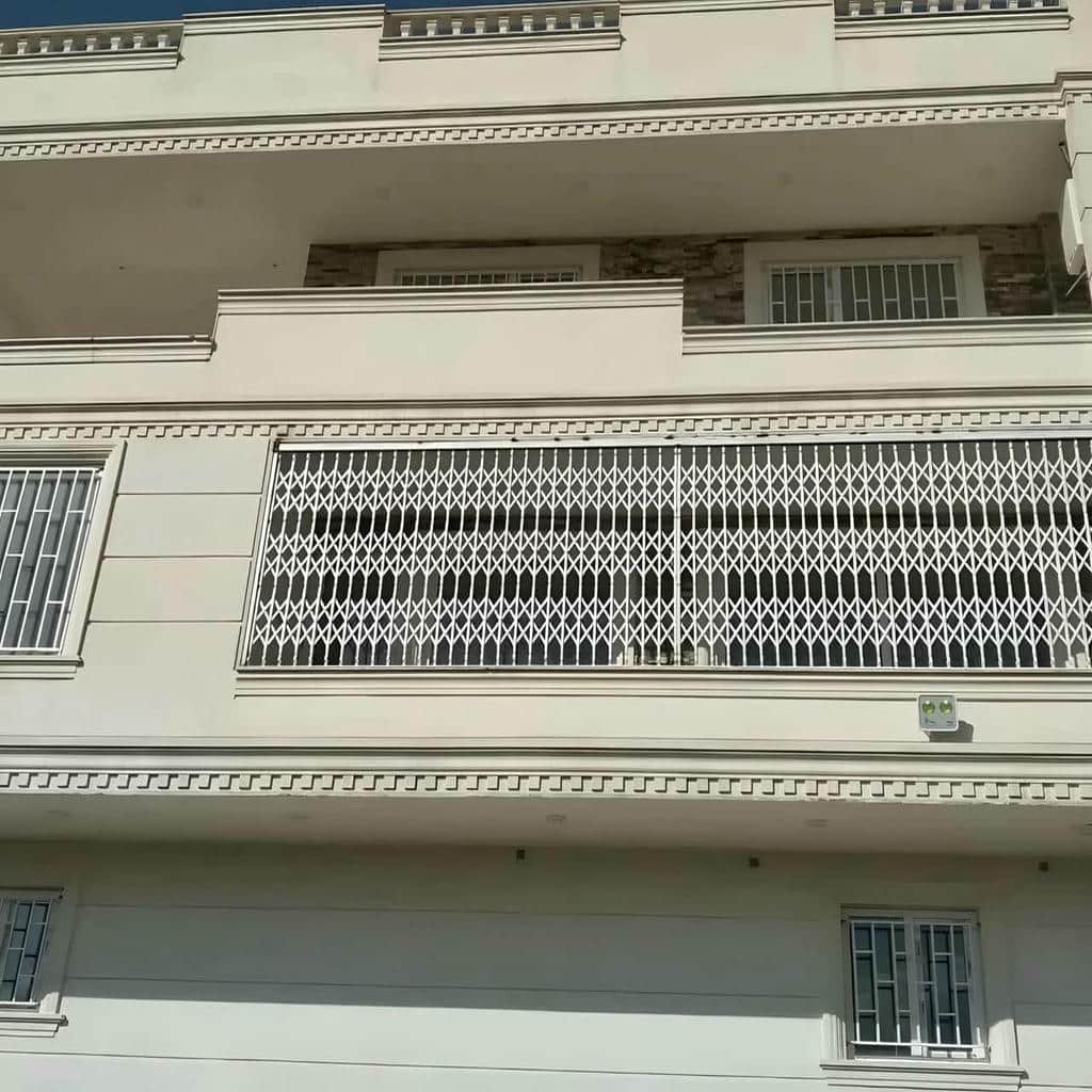 نصب درب آکاردئونی حفاظ متحرک مقاوم در بندر دیلم