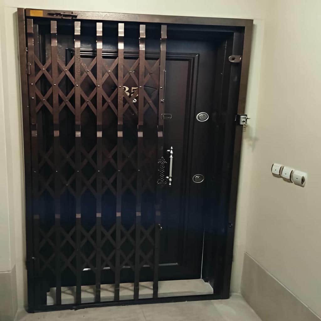 درب آکاردئونی حفاظ متحرک در همدان