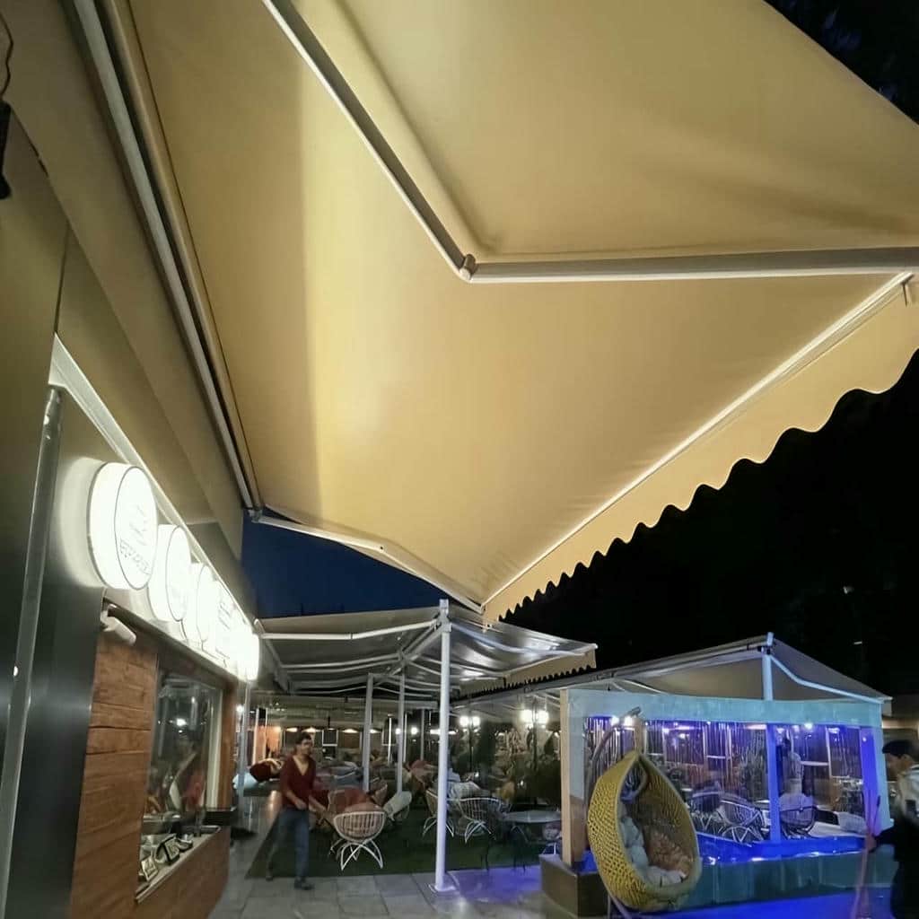 نصب سایبان برقی بازویی پارچه مقاوم در شهرکرد