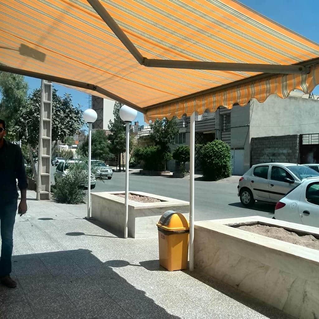 سایبان برقی بازویی در کردان