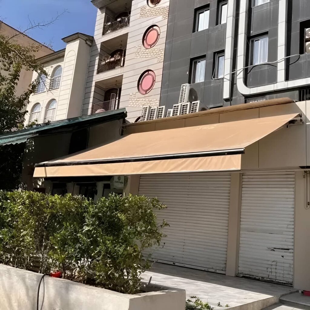 خرید سایبان برقی بازویی مدل کلاسیک در دماوند