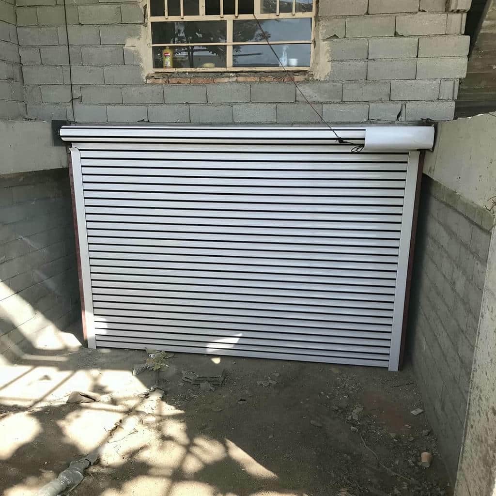 کرکره برقی در آبسرد