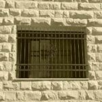 حفاظ پنجره در اشتهارد