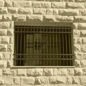 حفاظ پنجره در اشتهارد