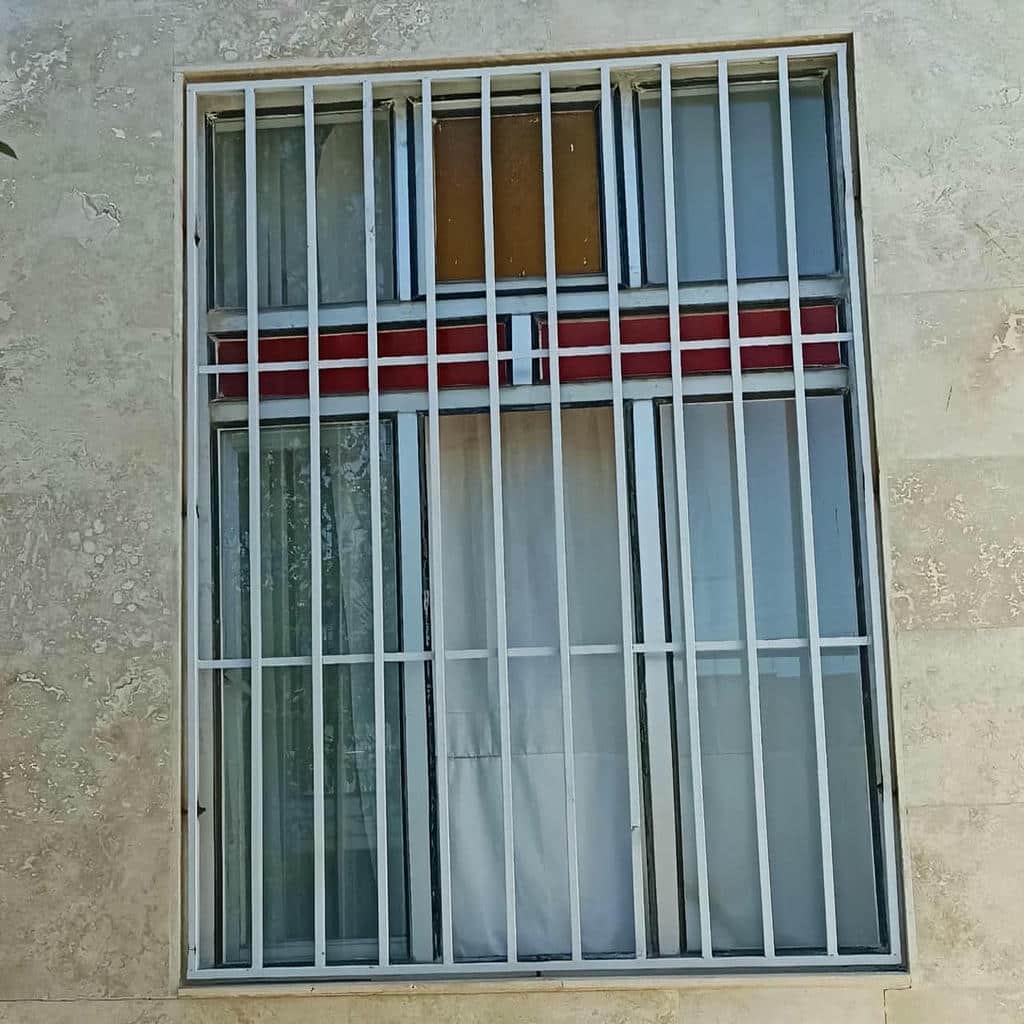 نصب حفاظ پنجره نرده آهنی در استان خوزستان