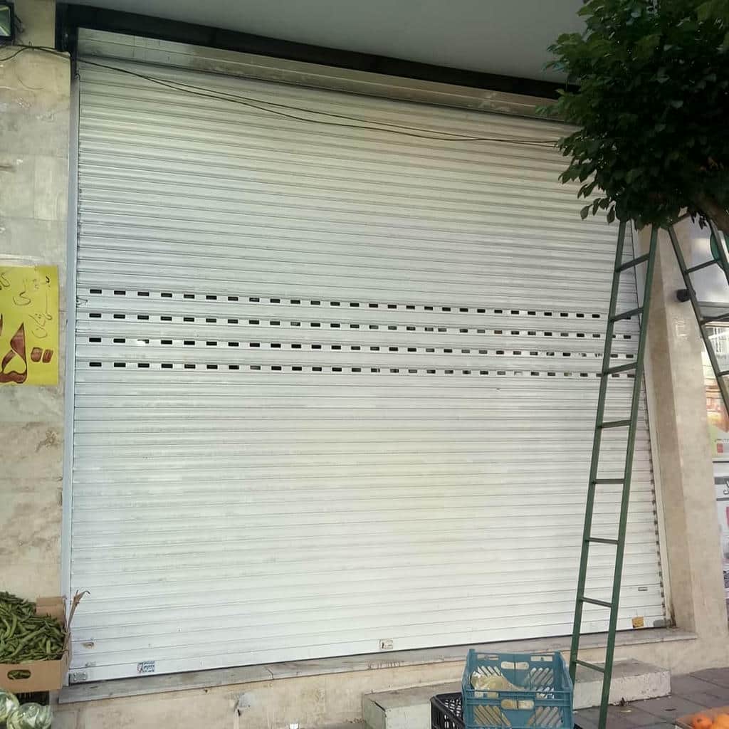 نصب کرکره برقی مغازه در اصفهان