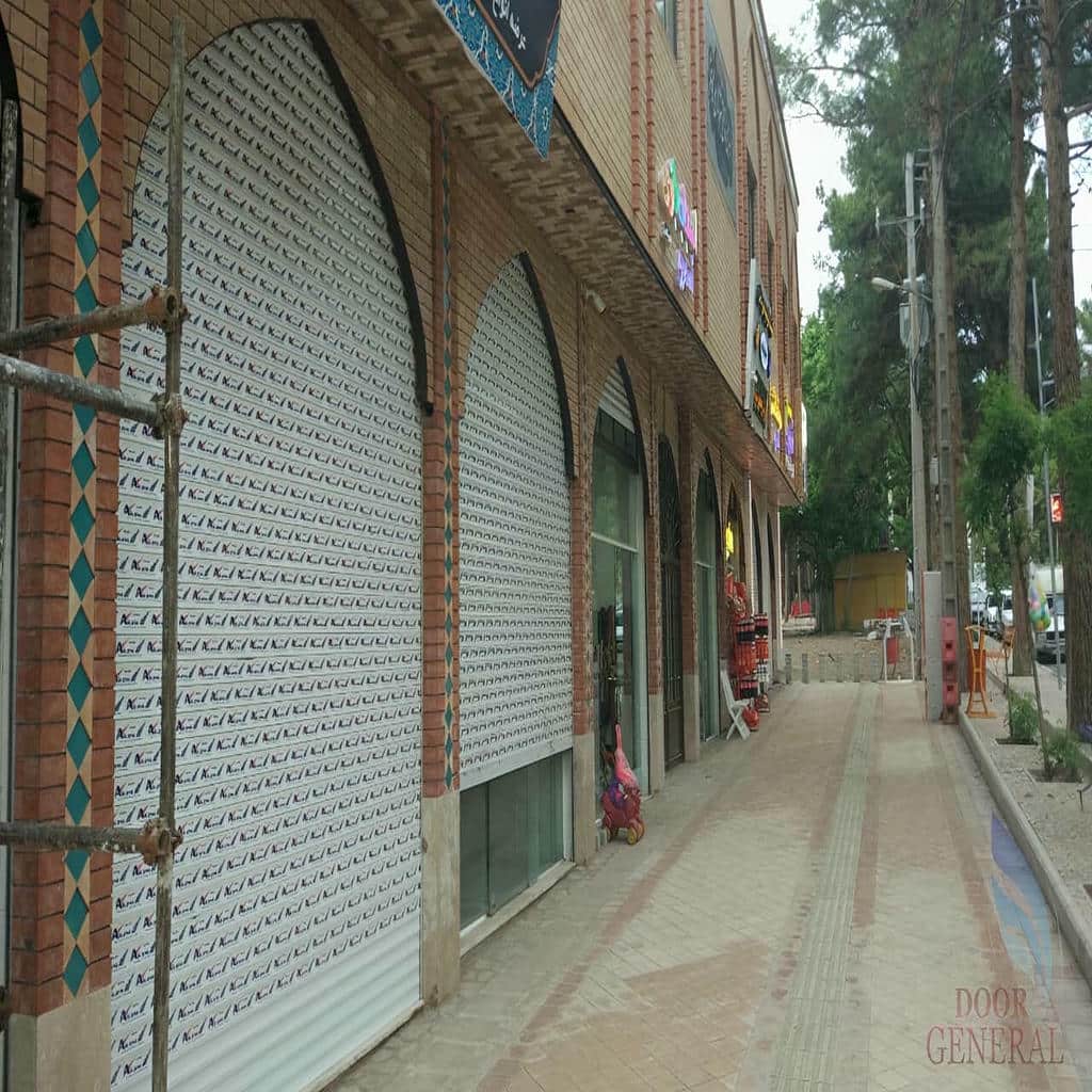 نصب کرکره برقی مغازه در خرم آباد