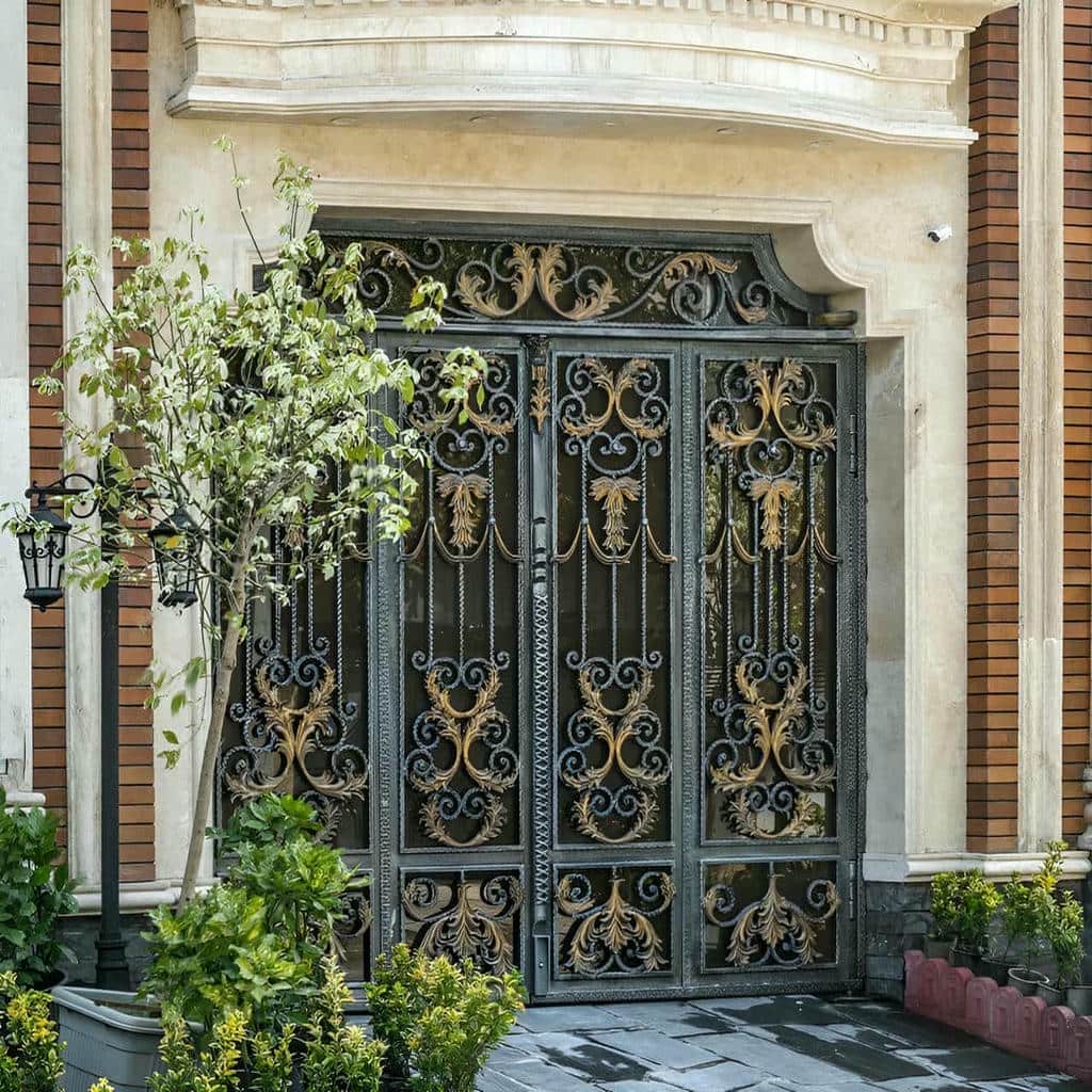 کارخانه درب حیاط فرفورژه پارکینگ در استان گلستان