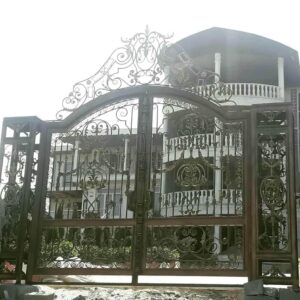 درب حیاط فرفورژه ویلایی در محمودآباد