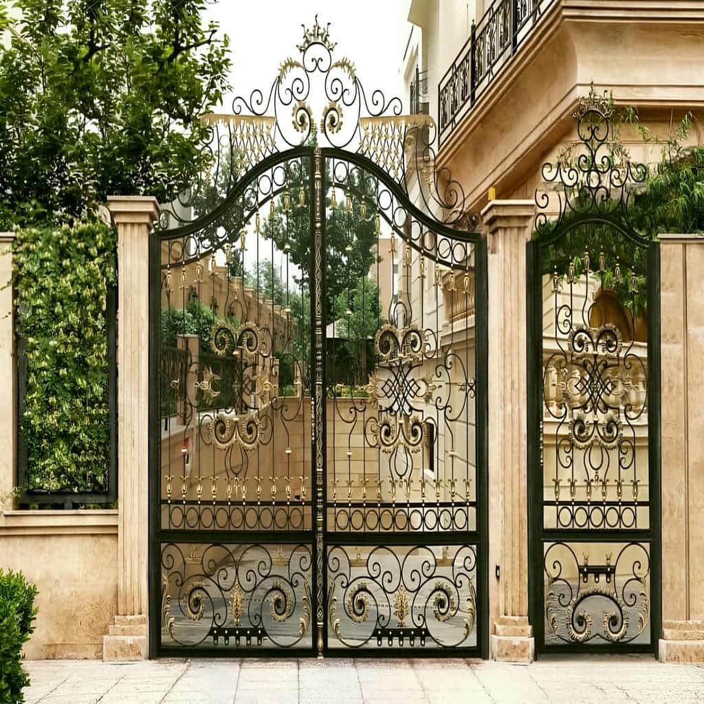 قیمت درب حیاط فرفورژه ویلایی مدرن در قشم