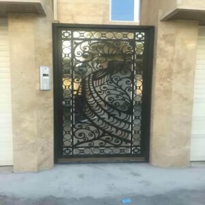 درب حیاط فرفورژه ویلایی در گرگان