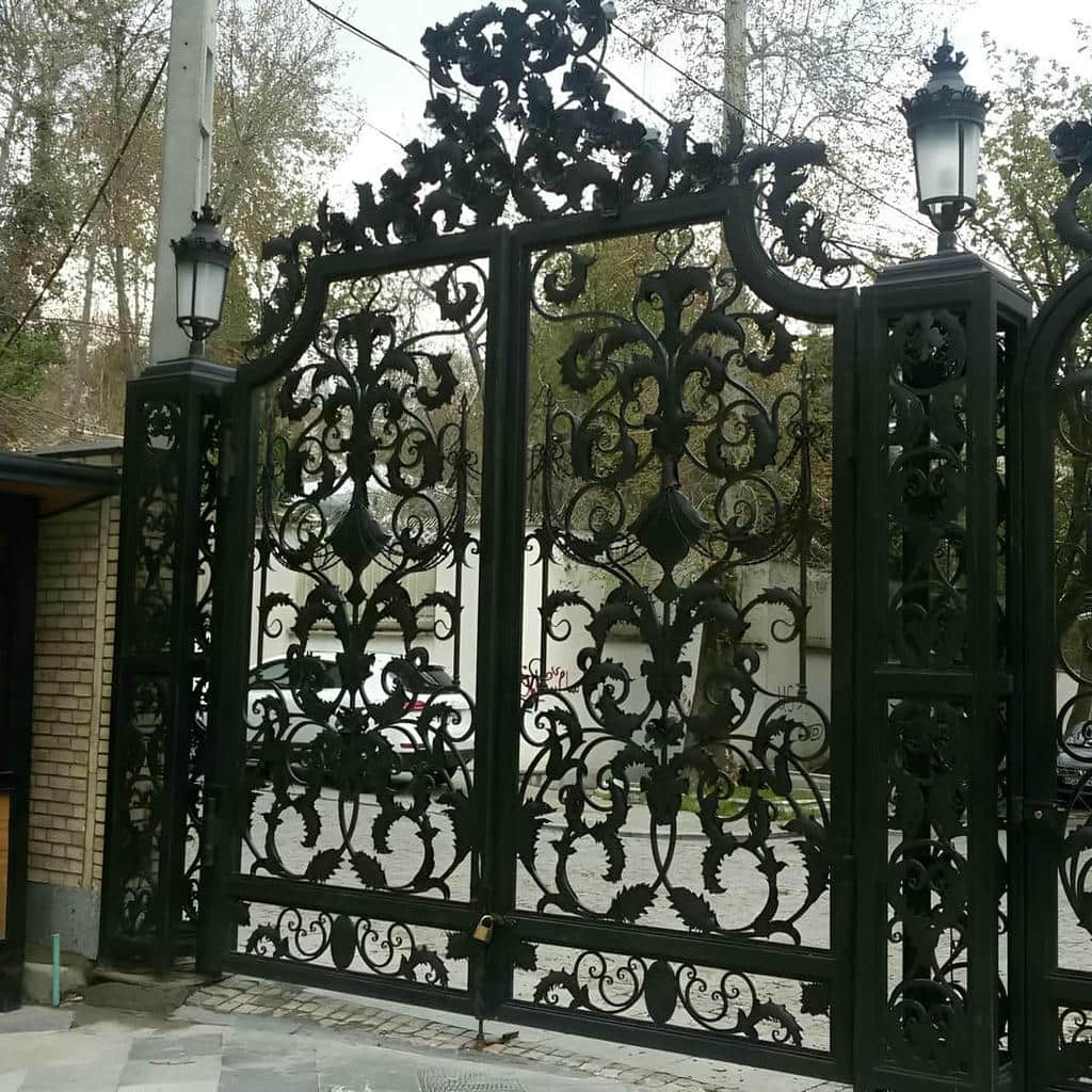 درب حیاط فرفورژه در استان گلستان