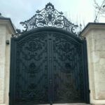 درب حیاط فرفورژه ویلایی در چالوس