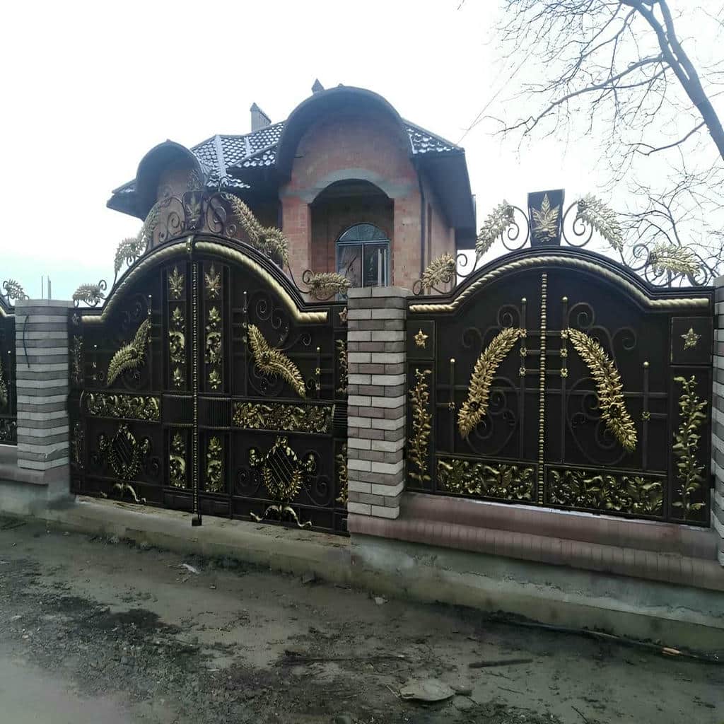 خرید درب حیاط فرفورژه ویلایی کلاسیک در آبادان