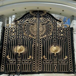 درب حیاط فرفورژه ویلایی در بندر لنگه