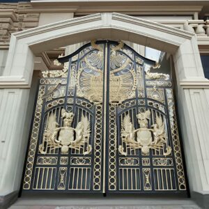 درب حیاط فرفورژه در استان مازندران