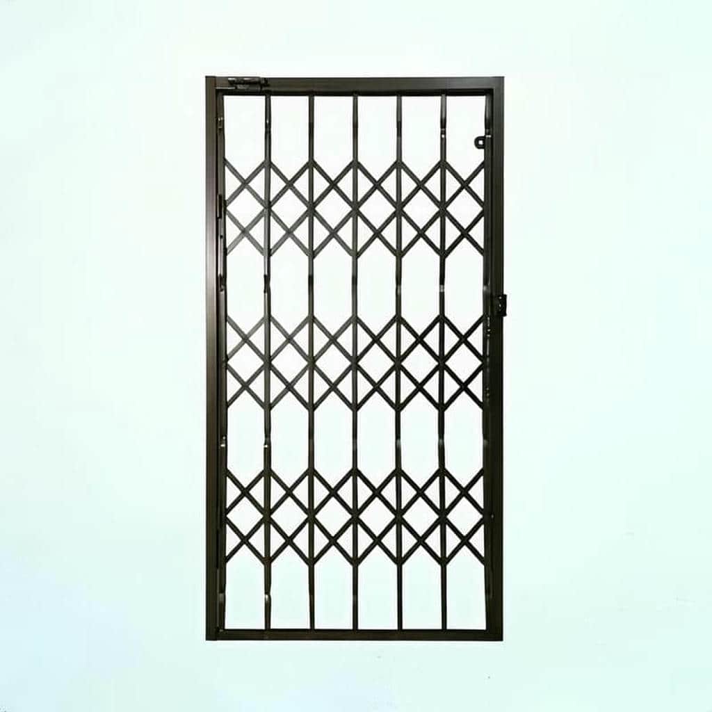 درب آکاردئونی با چرخ باکیفیت حرکتی