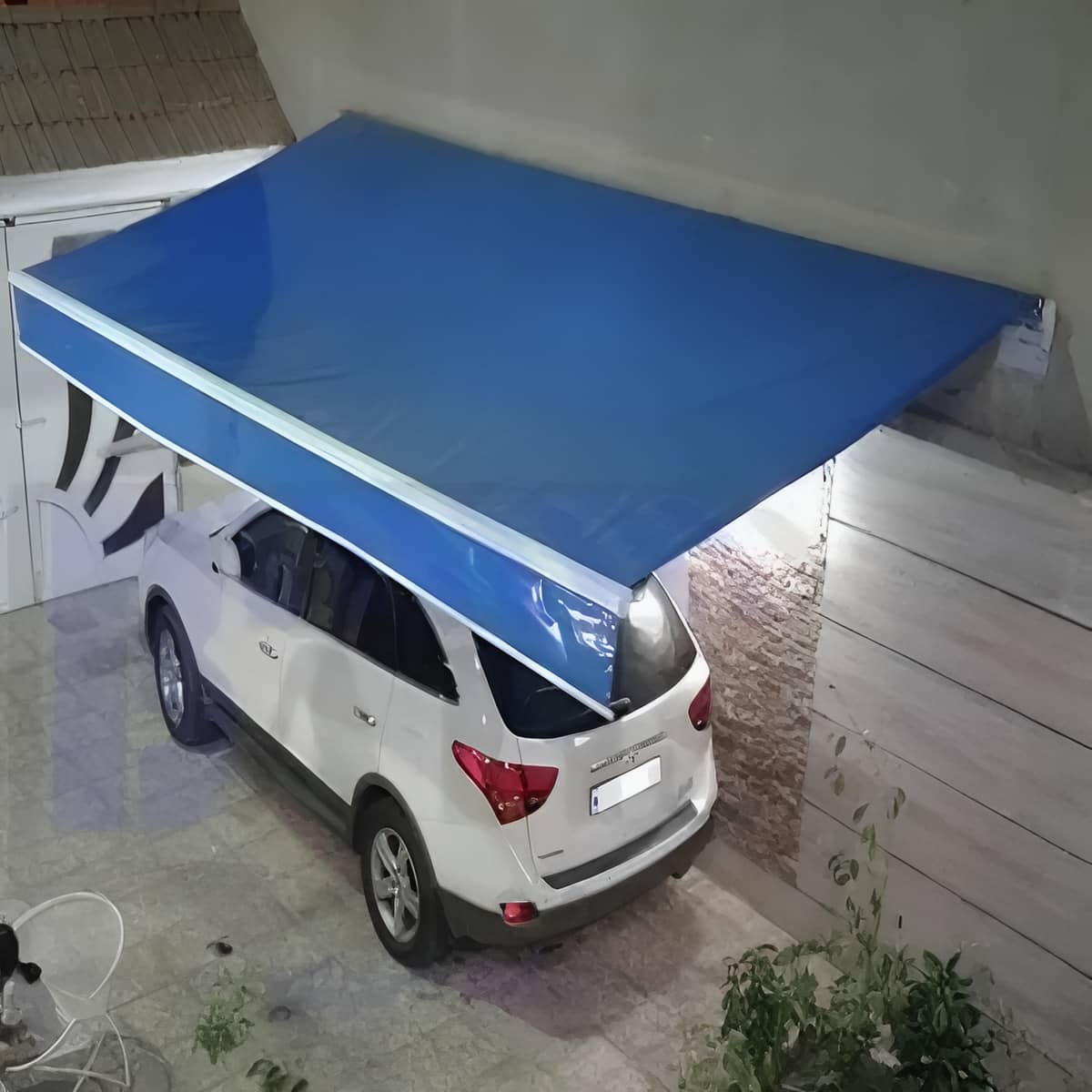 سایبان برقی تراس و بالکن با رول بولت مناسب