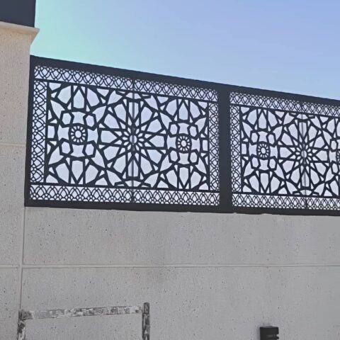نرده فلزی سی ان سی دکوراتیو