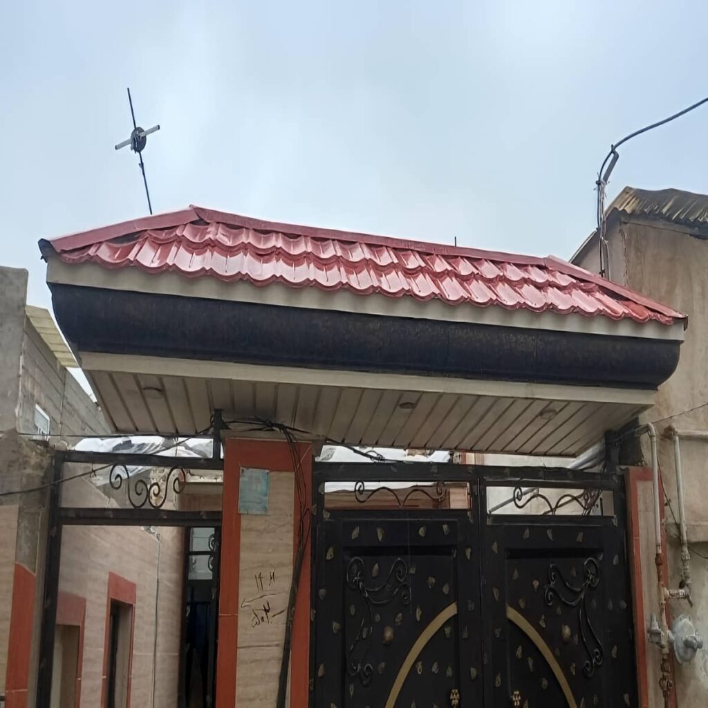 نصب آردواز حیاط و پارکینگ با شیب بندی استاندارد