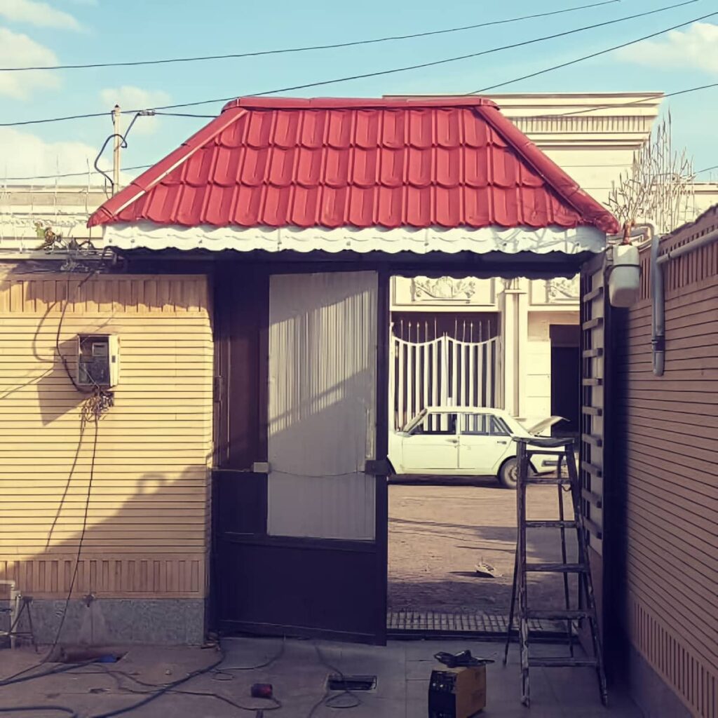 اجرای آردواز حیاط و پارکینگ با آب بندی دقیق