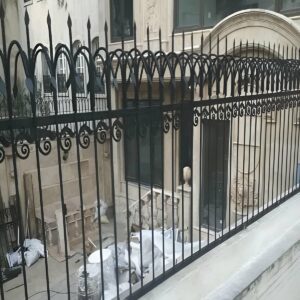 حفاظ سرنیزه ای دیوار مقاوم و کلاسیک برای امنیت بیشتر