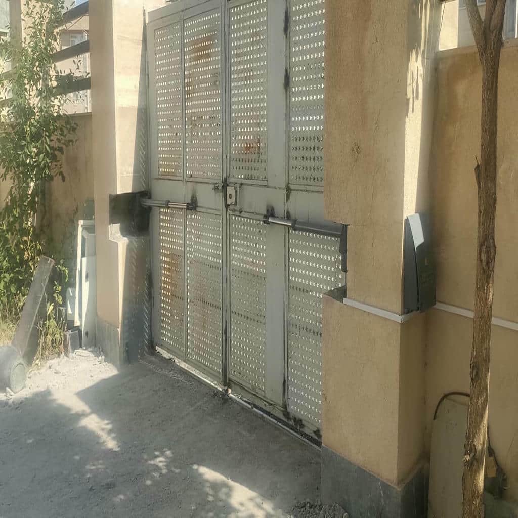 انتخاب بهترین نوع جک درب پارکینگ