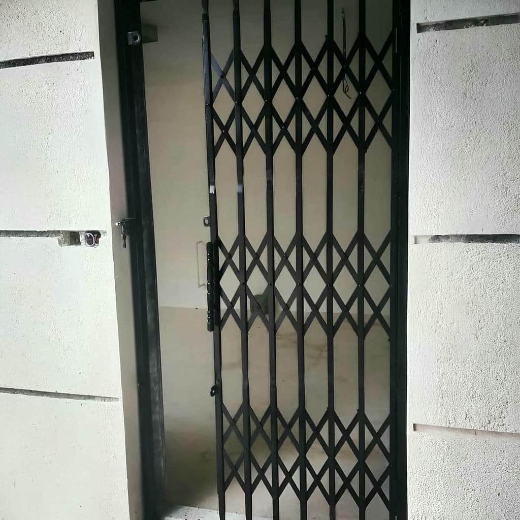 6 نمونه درب آکاردئونی برای واحد اداری