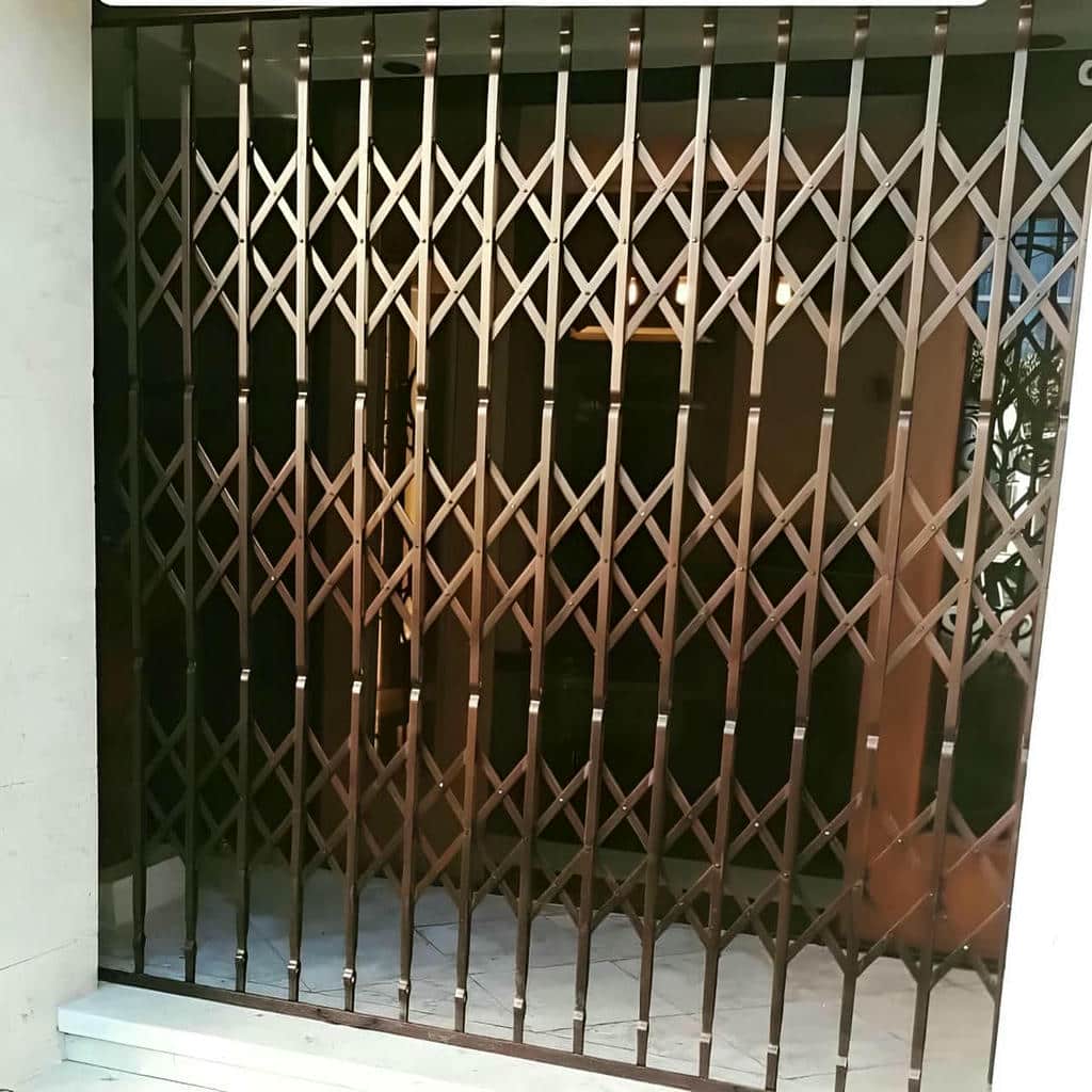 سفارش درب آکاردئونی تسمه پهن آهنی مدل دوبل