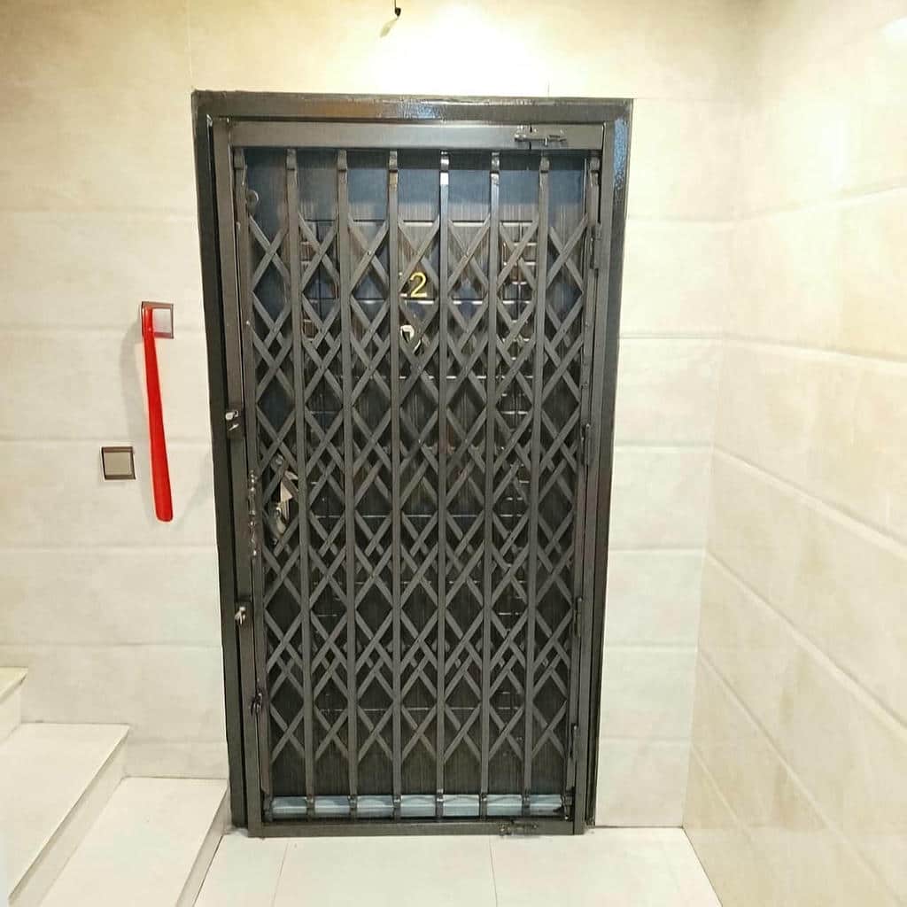 فروش حفاظ درب آپارتمان ضد دیلم با تسمه پهن